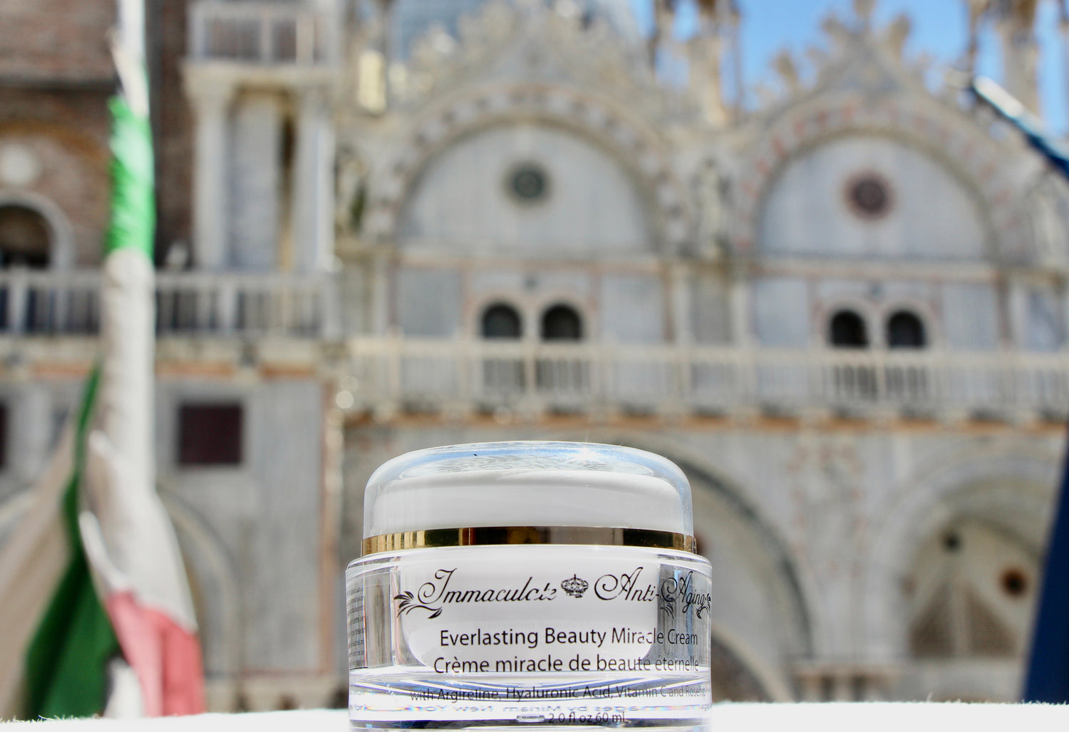 REJUVENATE, FIRM & HYDRATE YOUR SKIN WITH 30 CERTIFIED ORGANIC INGREDIENTS, ADVANCED PEPTIDES & ANTIOXIDANTS