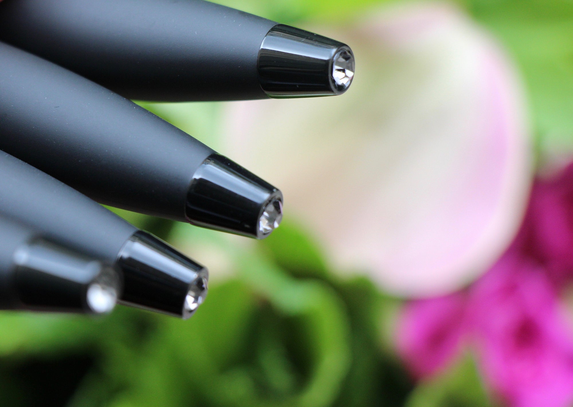 Immaculate Diamond Brow Angle Brush - Images by Miriam
