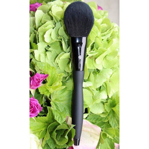 Immaculate Diamond Blush Brush - Images by Miriam